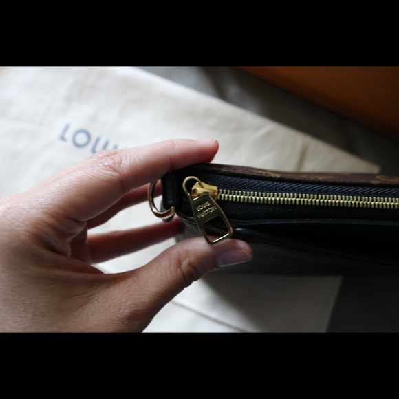Louis Vuitton Pallas clutch - Picture 3 of 7